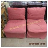 GROUP OF 2 CONTEMPORARY CHAIRS