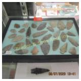 GROUP OF 29 WELL MADE NATIVE AMERICAN POINTS