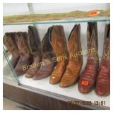 GROUP OF 4 PAIR OF MEN