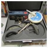 USED COINMASTER METAL DETECTOR IN CARRYING CASE