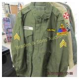 VINTAGE US ARMY JACKET SIZE MED/LONG