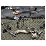 USED HOYT BANSHEE YOUTH COMPOUND BOW WITH CUSTOM