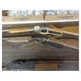 GROUP OF 2 VINTAGE BB GUNS