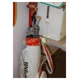 YOUTH GOLF C LUBS WITH BAG. (ALL PROCEEDS GO TO