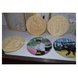 GROUP OF 5 COLLECTOR PLATES WITH BOXES
