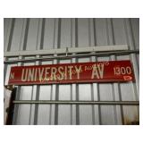 VINTAGE 36" N UNIVERSTIY AV STREET SIGN