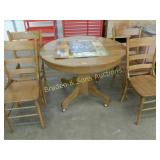 ANTIQUE OAK DINING TABLE WITH 4 CHAIRS