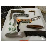 TRAY OF ASSTD FOLDING POCKET KNIVES