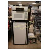 GROUP OF ASSTD MERCHANDISE