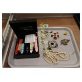 TRAY OF ASSTD COSTUME JEWELRY.