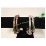 GROUP OF 2 PAIR OF LADIES BRACELETS.