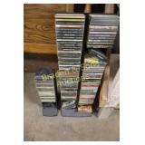 LARGE GROUP OF CD
