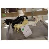 GROUP OF 3 UNICORN FIGURINES
