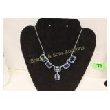 LADIES STERLING SILVER GEMSTONE NECKLACE.