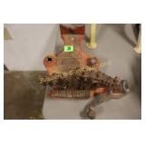 USED RIDGID 1/2"-8" PIPE VICE.