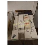 GROUP OF VINTAGE BASEBALL CARDS.