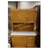 ANTIQUE HOOSIER CABINET.