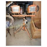 USED REGENT INDUSTRIAL LIGH T WITH CARRYING