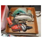 USED MILWAUKEE HEAVY DUTY SCREW DRIVER AND USED