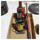 GROUP OF 2 HYDRAULIC USED JACKS
