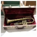 USED TRUMPET WITH CARRYING CASE