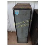 GROUP OF 2 USED SPEAKERS.