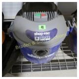 USED SHOP VAC IN WORKING ORDER.