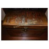 CONTEMPORARY CHEST (CONTENTS INCLUDED)