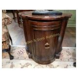 CONTEMPORARY END TABLE