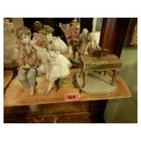 GROUP OF 2 LLADRO FIGURINES