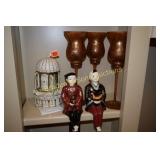 GROUP OF 6 CONTEMPORARY COLLECTIBLES