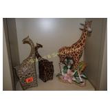 GROUP OF 3 CONTEMPORARY COLLECTIBLES