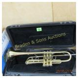 BACH USED TRUMPET WITH CARRYING CASE