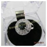 LADIES STERLING SILVER AND EMERALD RING