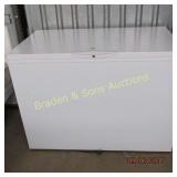 USED KENMORE CHEST FREEZER IN WORKING ORDER