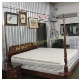 KINGSIZE FOUR POSTER BED WITH MATTRESS AND