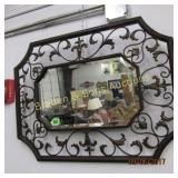 CONTEMPORARY WALL MIRROR