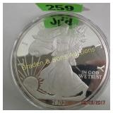 US 2002 8 OUNCE SILVER EAGLE