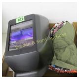 NEW JACKSON WELDING MASK AND 12 WELDING CAPS