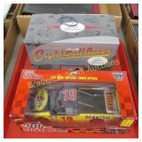 GROUP OF 2 DIECAST TOY CARS