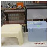 GROUP OF 4 TRASH CANS, 2 SMALL FILE BOXES