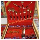 STAR OF SIAM 106 PIECE HANDMADE FLATWARE