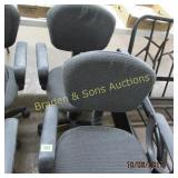 GROUP OF 2 OFFICE CHAIRS