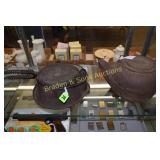 CAST IRON GRISWOLD #8 WAFFLE MAKER AND CAST