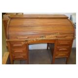 VINTAGE OAK ROLL TOP DESK