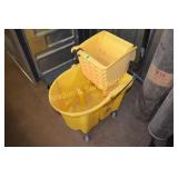 MOP BUCKET