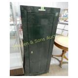 STACK-ON GUN SAFE ( NO KEY)