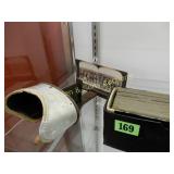 STEREOPTIC VIEWER WITH LARGE ASSORTMENT OF CARDS