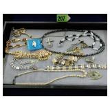 TRAY OF ASSTD COSTUME JEWELRY