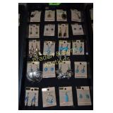GROUP OF 40 LADIES EARRINGS AND NECKLACES